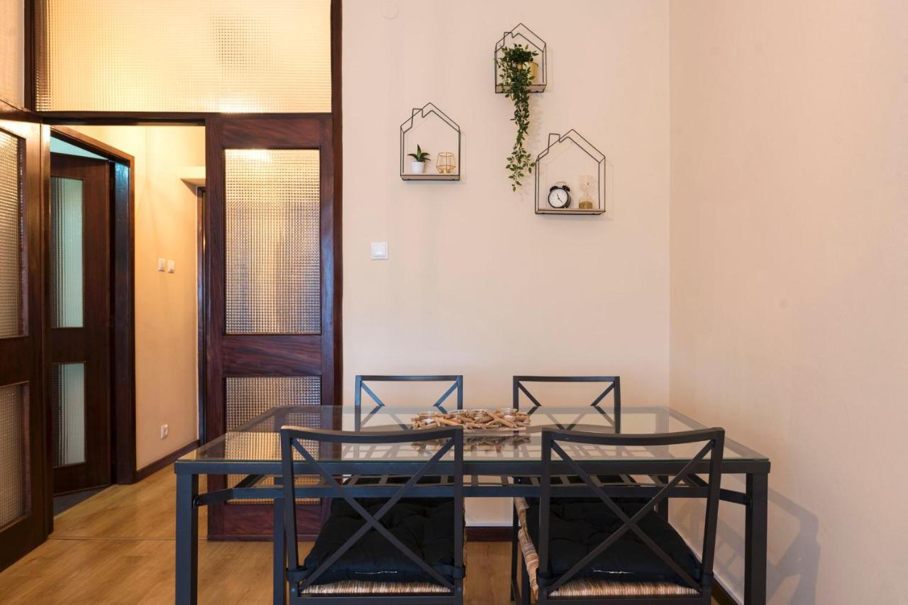 Lovelystay - Serralves Apartment With Free Parking Порту Экстерьер фото